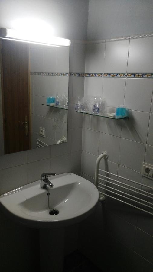 Bilanayur Hotel Alberuela de la Liena Екстериор снимка